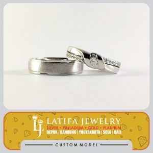 jual beli bikin cincin tunangan kawin platinum murah joga jakarta depok bandung bontang magelang bali solo nikah couple